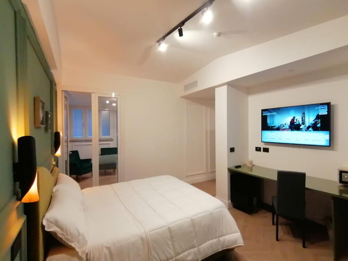 נולה Hotel Xbusiness מראה חיצוני תמונה