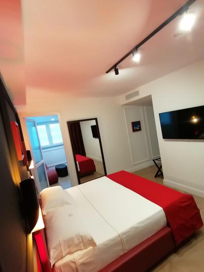 נולה Hotel Xbusiness מראה חיצוני תמונה